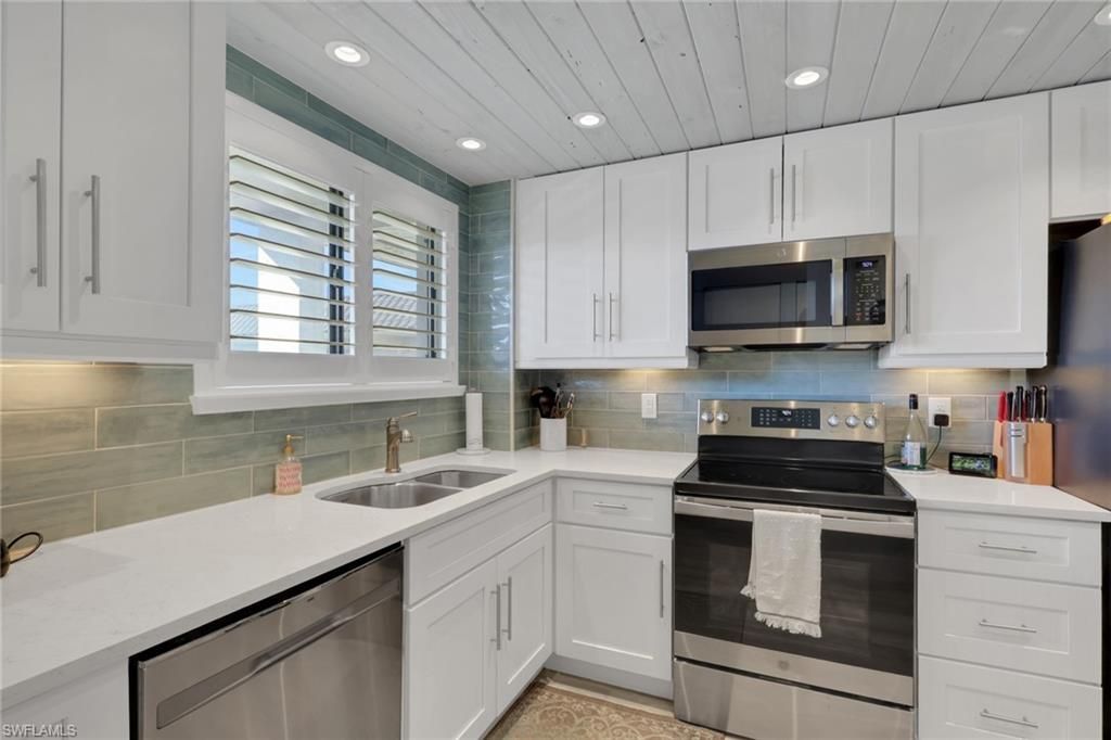 2121 Collier Ave , Unit 508, Fort Myers, FL 33901 Photo