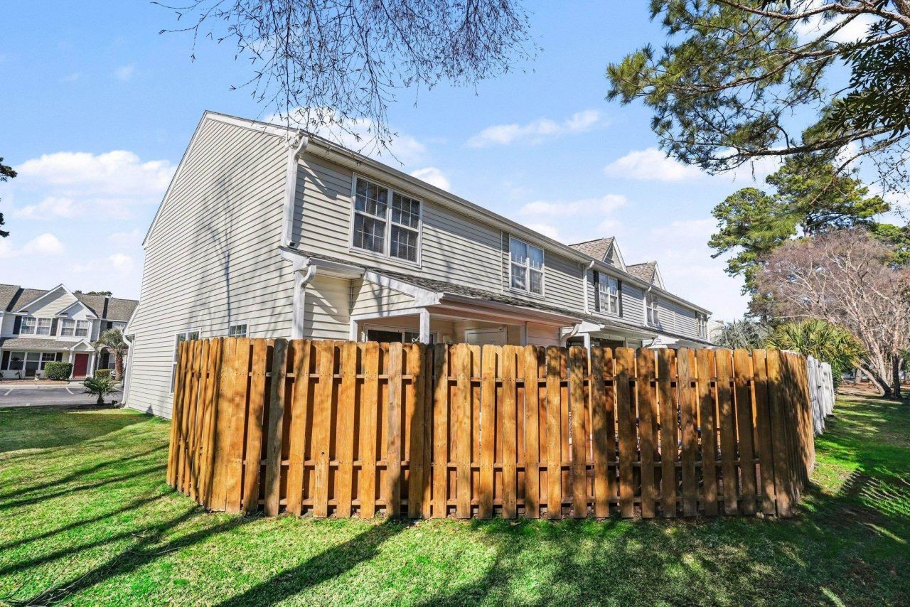 3521 Crepe Myrtle Ct. Photo 28