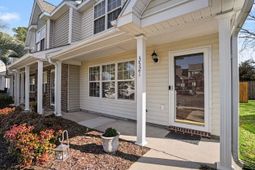 3521 Crepe Myrtle Ct. photo 4