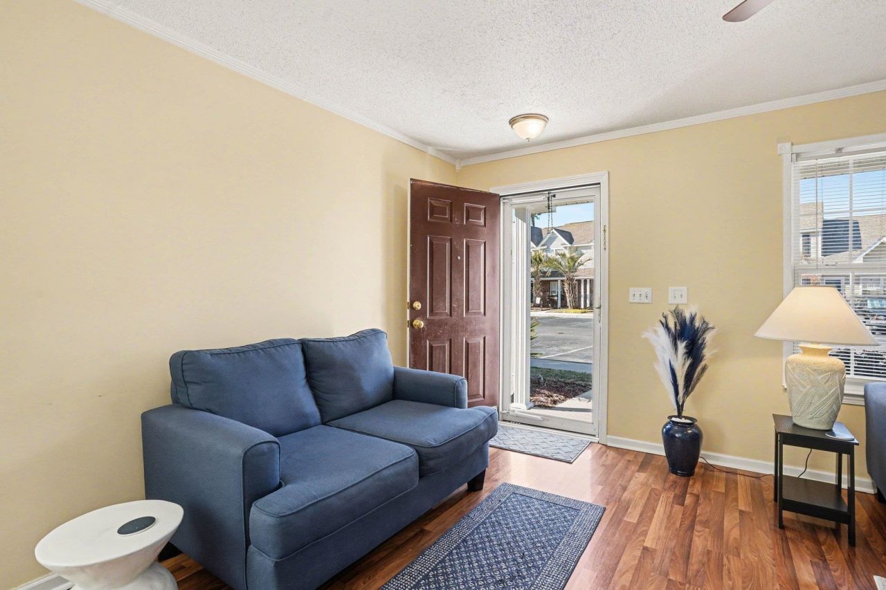 3521 Crepe Myrtle Ct. Photo 6