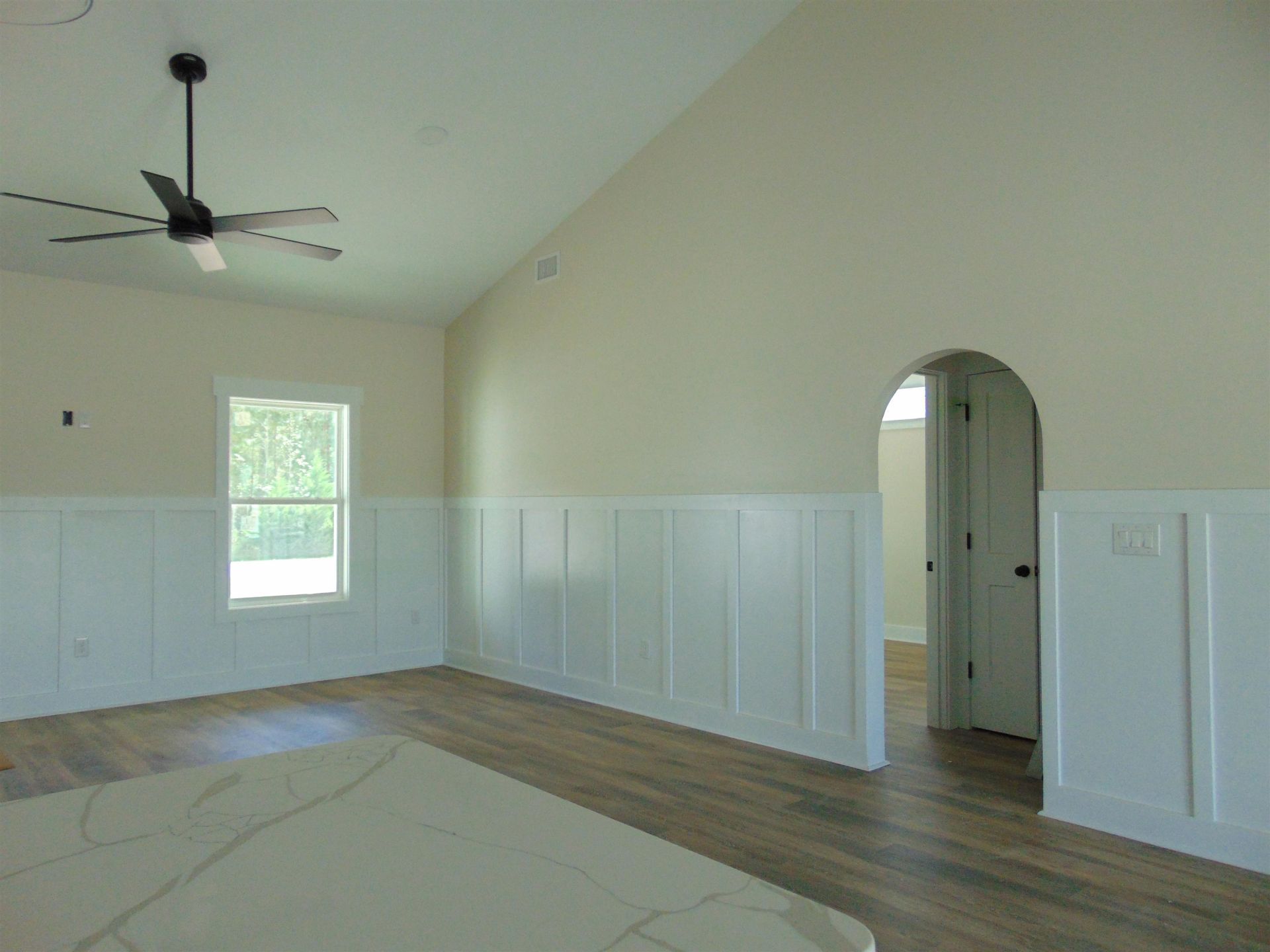 5595 Whispering Woods Rd. Photo 17