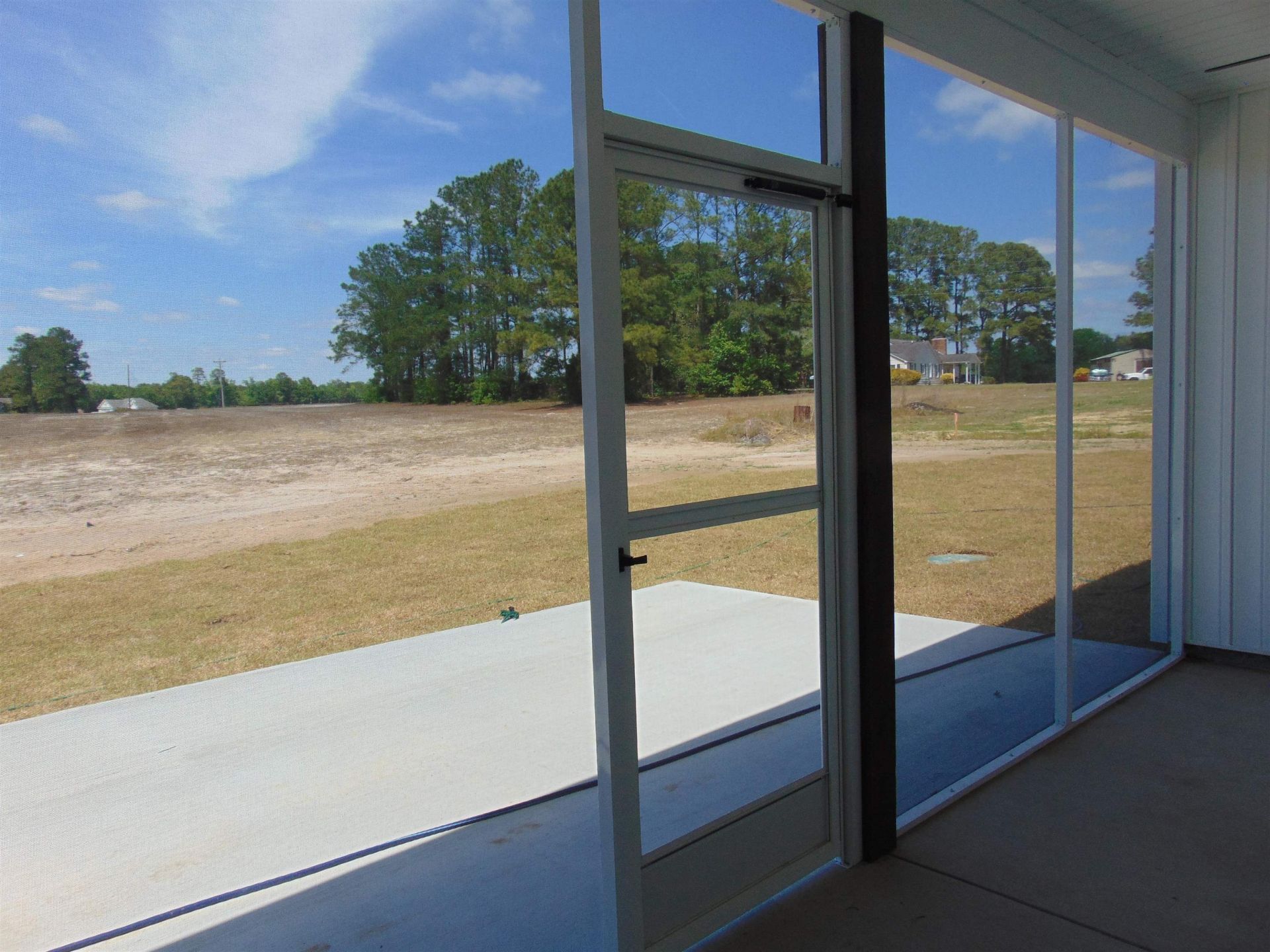 5595 Whispering Woods Rd. Photo 18