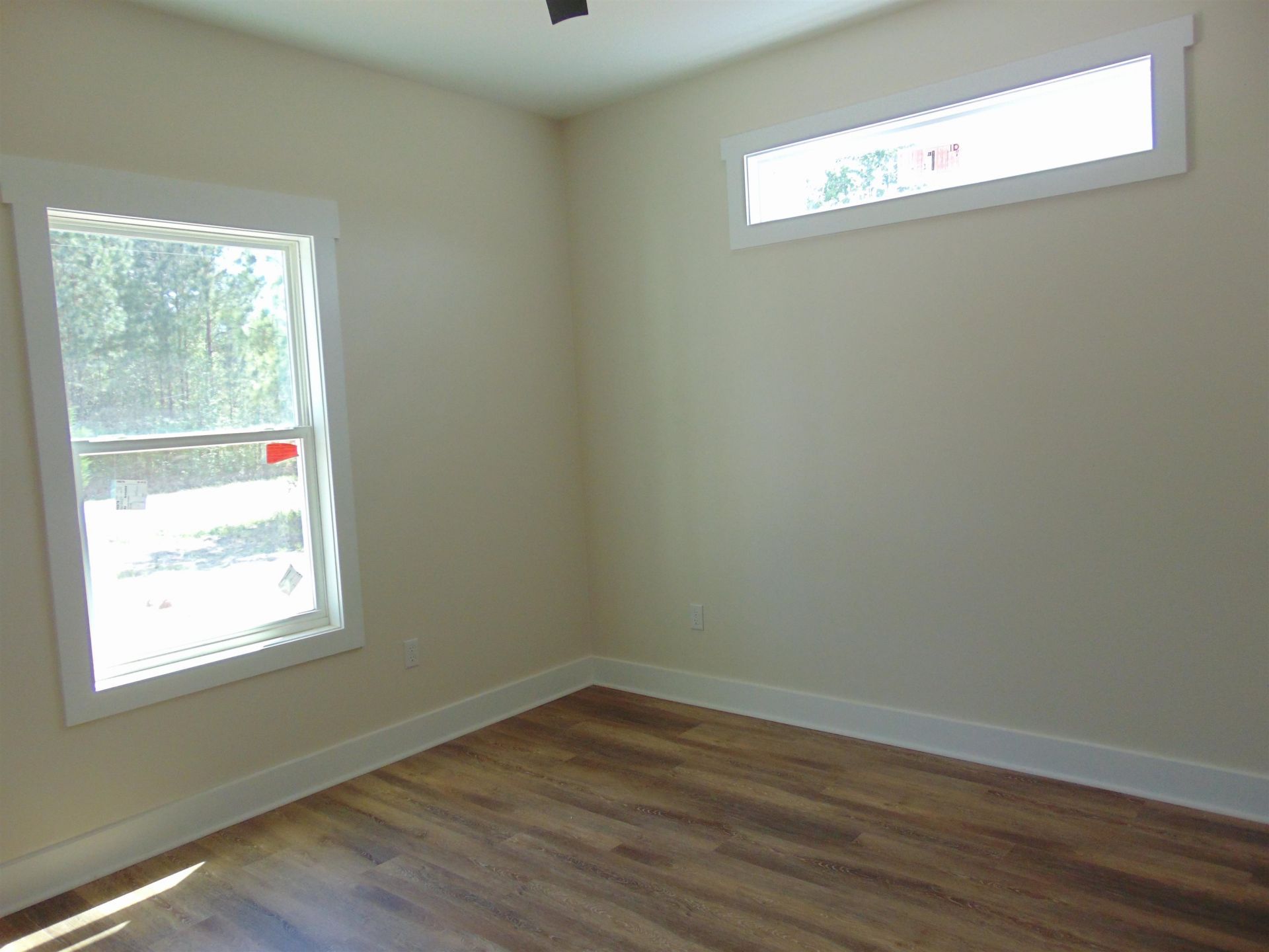 5595 Whispering Woods Rd. Photo 19