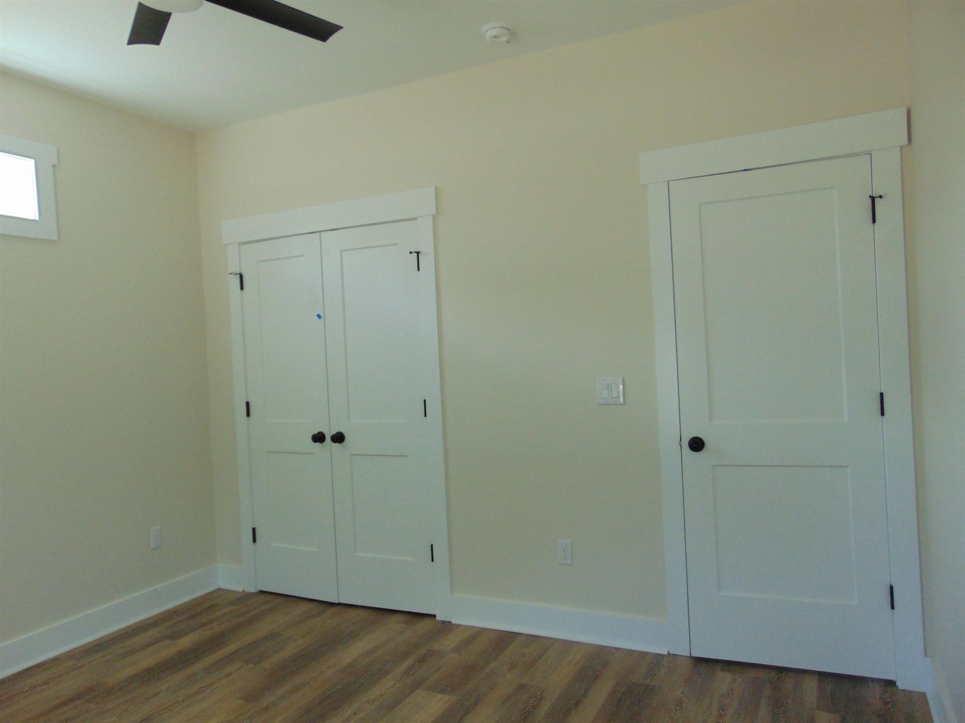 5595 Whispering Woods Rd. Photo 20