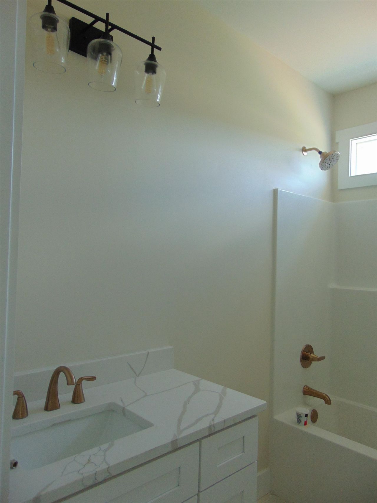 5595 Whispering Woods Rd. Photo 21