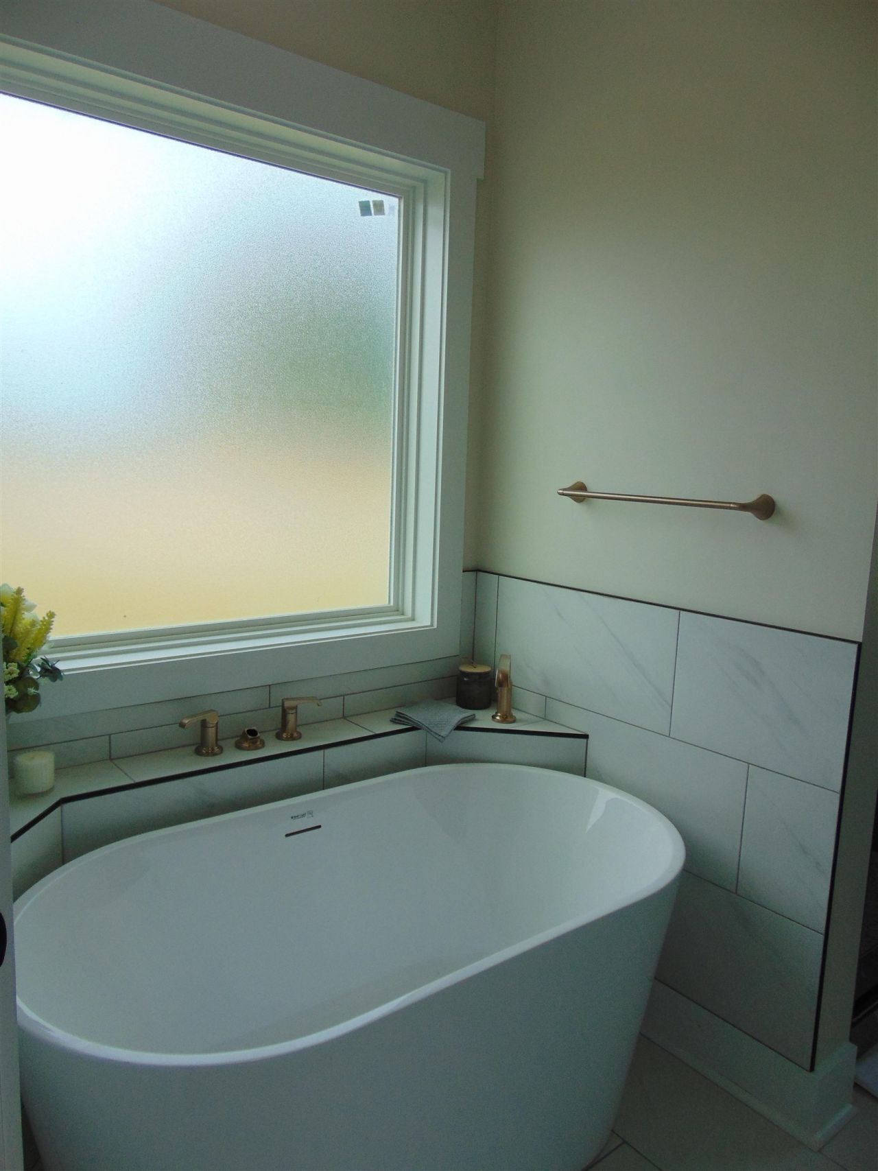 5595 Whispering Woods Rd. Photo 21