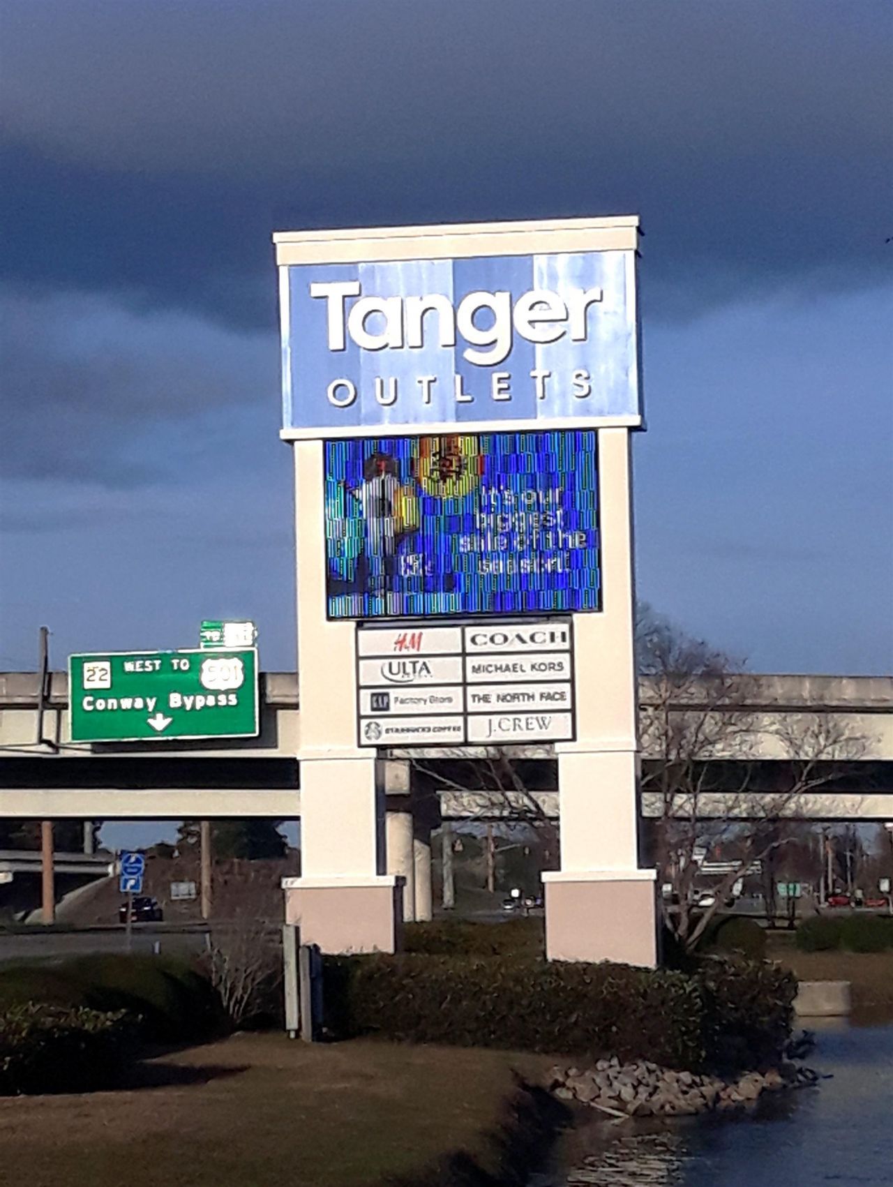 5595 Whispering Woods Rd. Photo 34