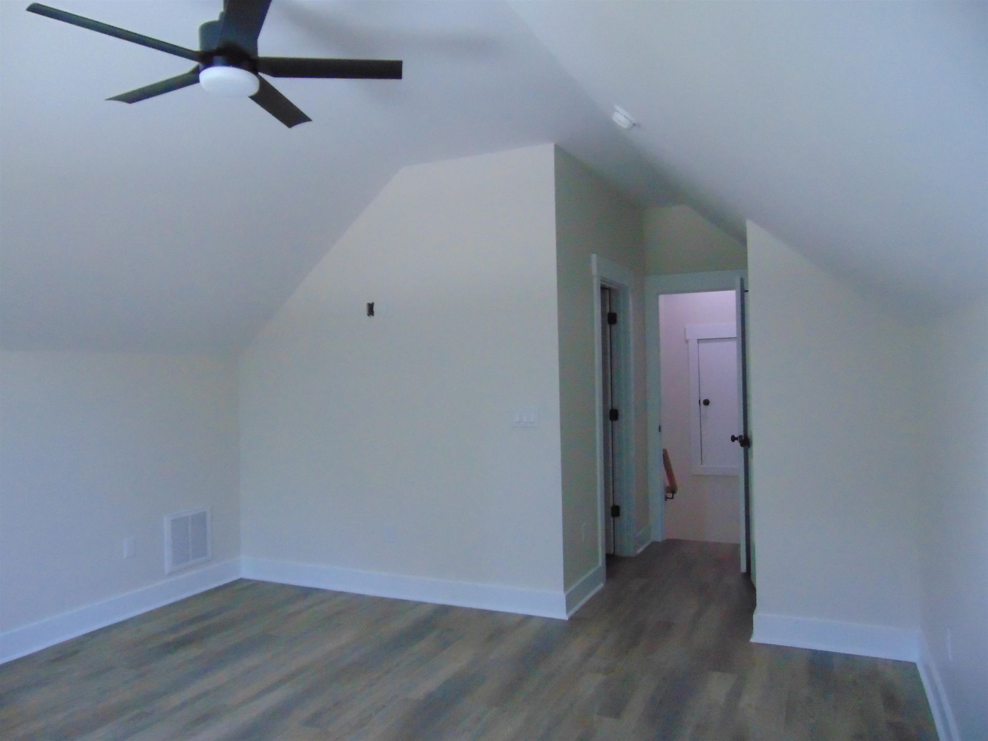 5595 Whispering Woods Rd. Photo 35