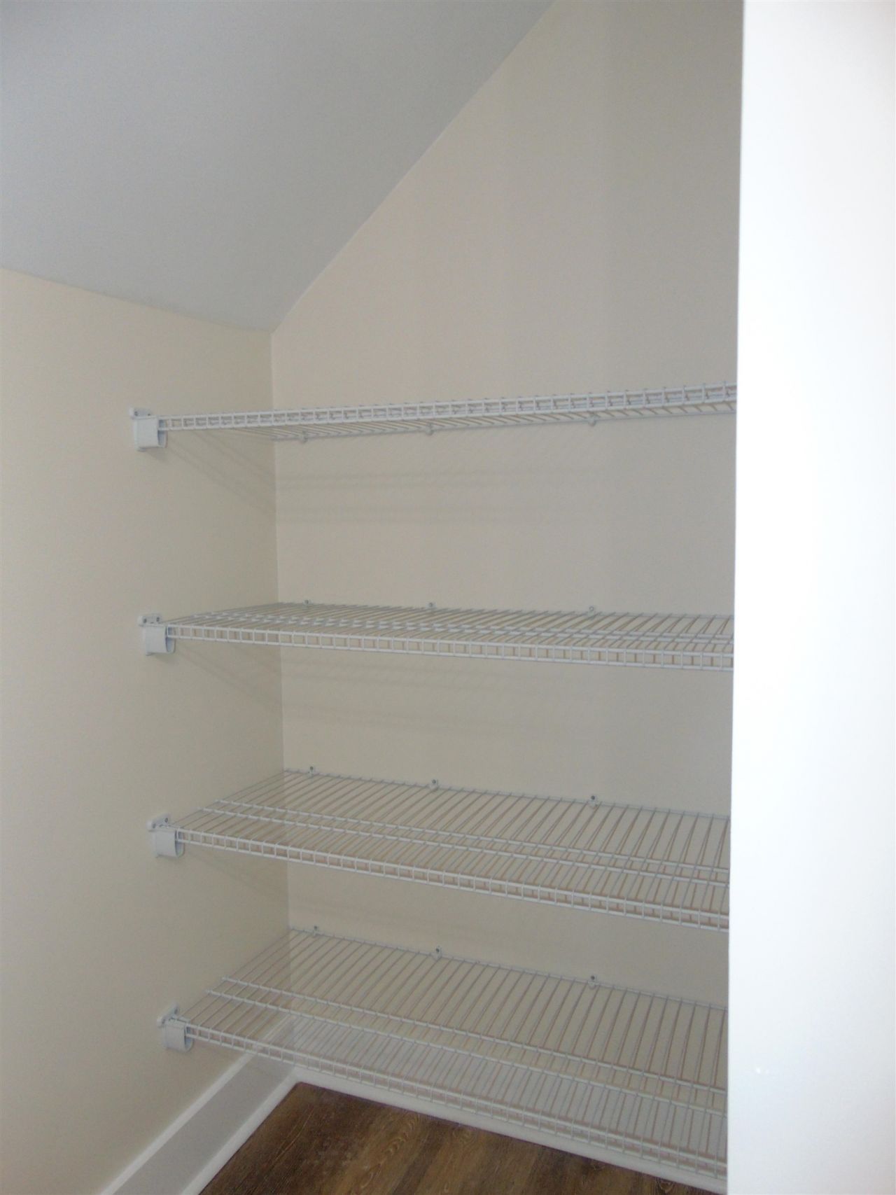 5595 Whispering Woods Rd. Photo 37