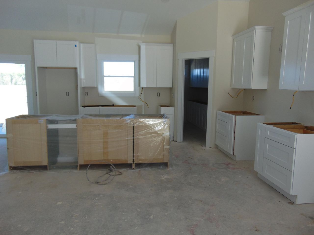 5595 Whispering Woods Rd. Photo 5