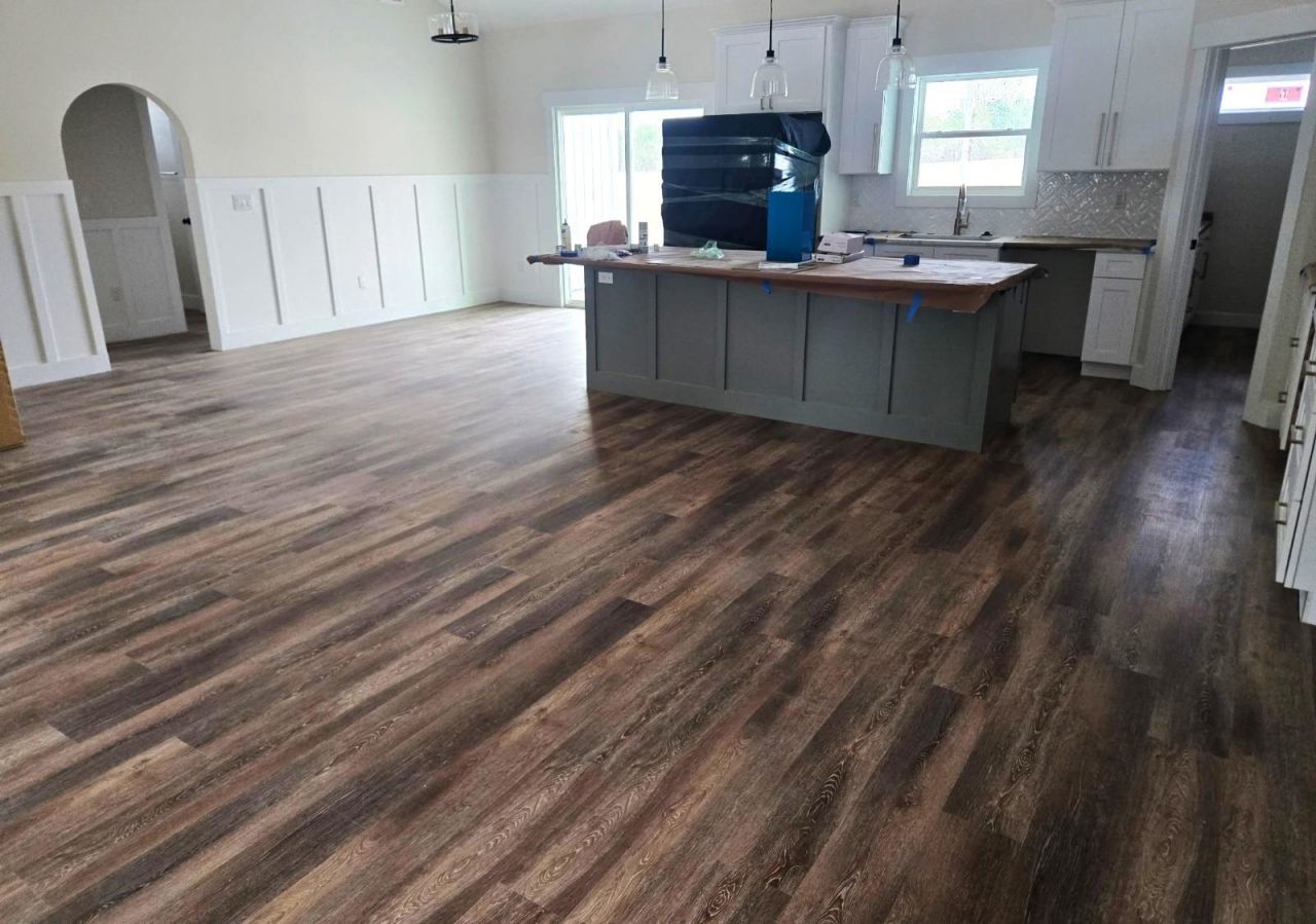 5595 Whispering Woods Rd. Photo 6