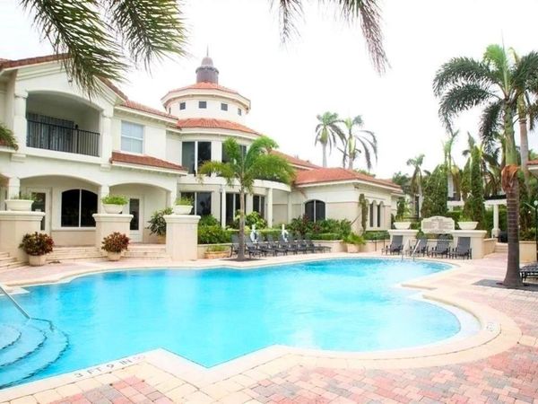 4102 Tuscany Way, Unit 4102, Boynton Beach, FL 33435