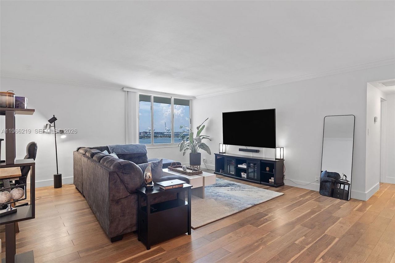 1200 West Ave , Unit PH31, Miami Beach, FL 33139 Photo