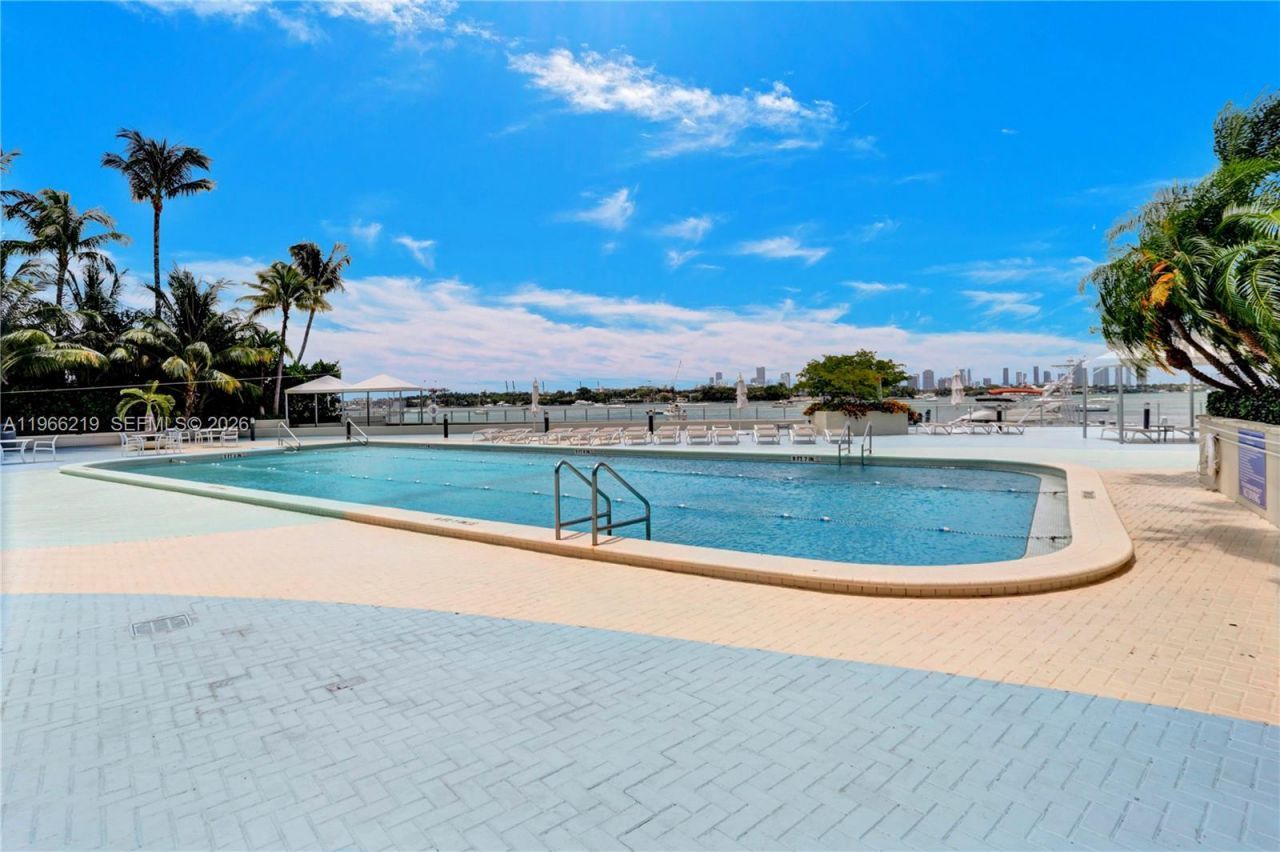 1200 West Ave , Unit PH31, Miami Beach, FL 33139 Photo