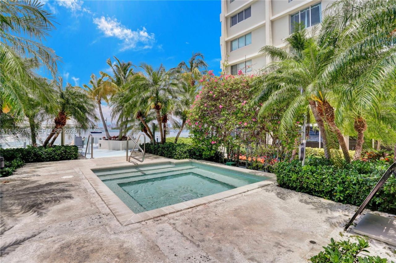 1200 West Ave , Unit PH31, Miami Beach, FL 33139 Photo