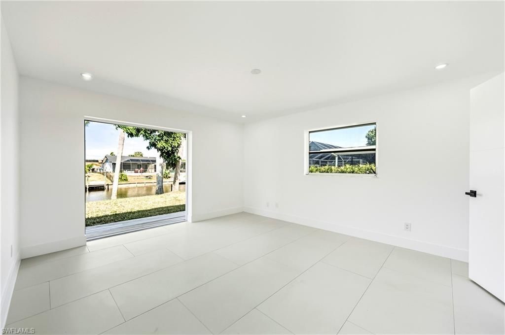 2031 SE 25th Ln, Cape Coral, FL 33904 Photo