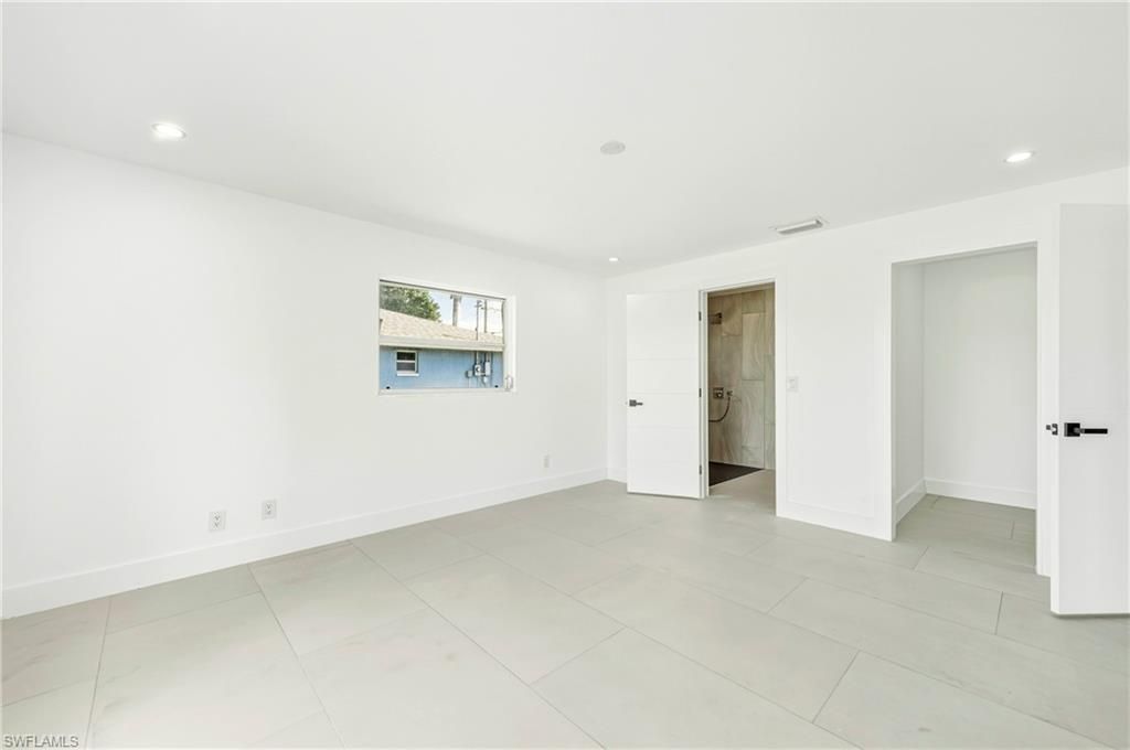 2031 SE 25th Ln, Cape Coral, FL 33904 Photo