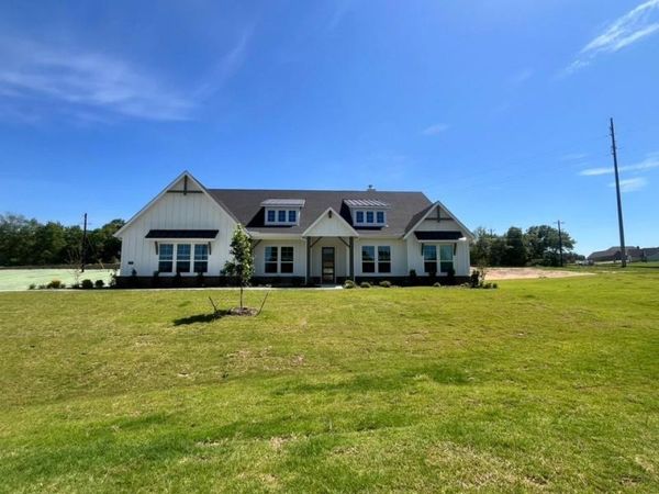 524 Lantana Drive, Weatherford, TX 76085