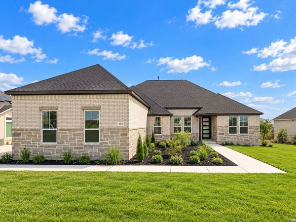201 Matthew Path, Castroville, TX 78009