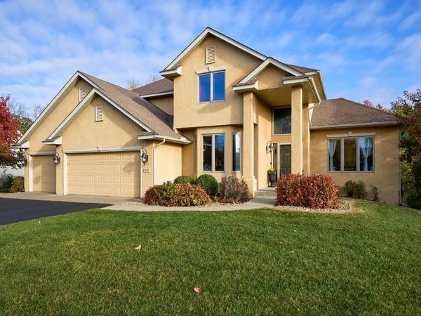 9120 Gladstone Circle N, Maple Grove, MN 55311