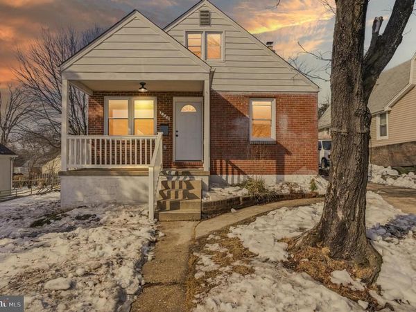 8220 BON AIR, PARKVILLE, MD 21234