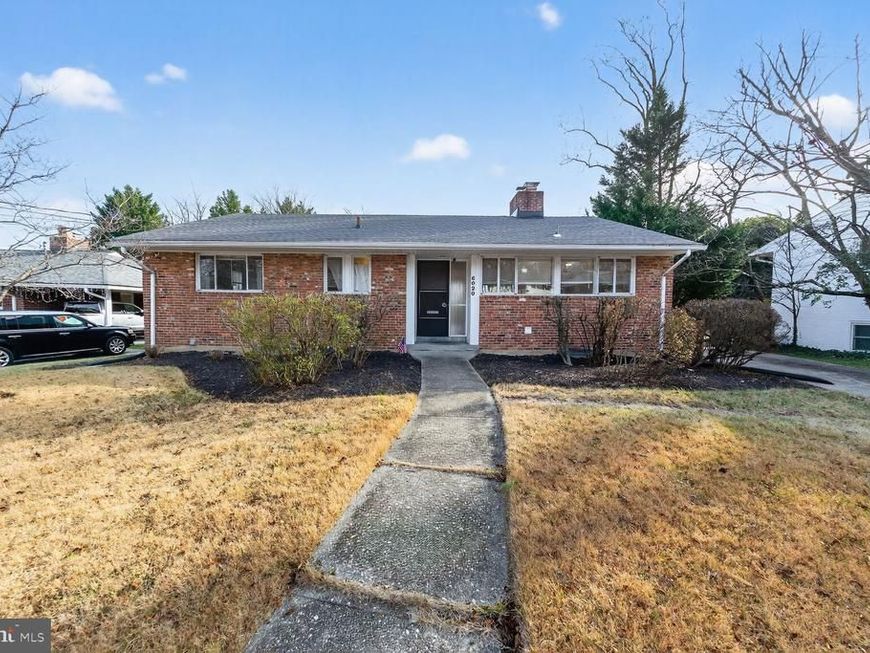 6020 Cheshire Drive, Bethesda, MD 20814 Main Photo