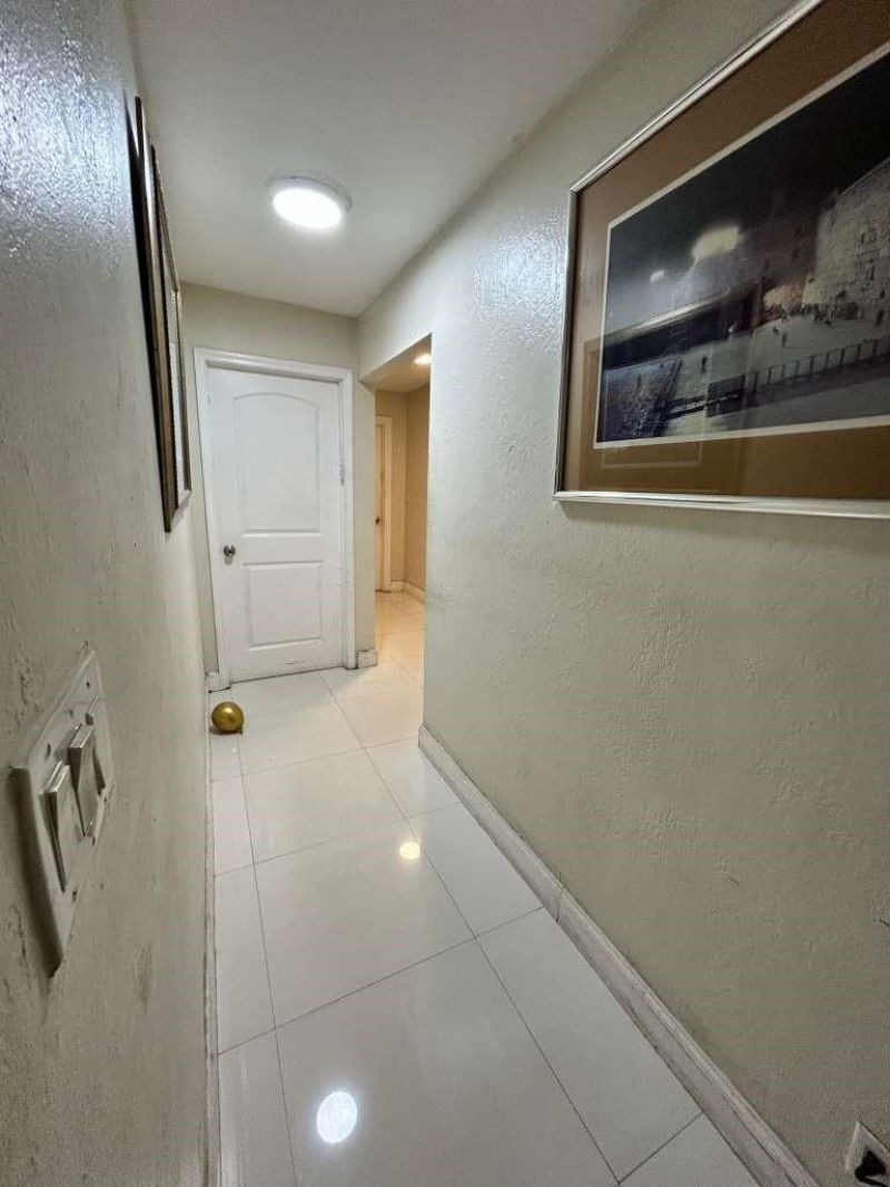 9711 NW 33rd St, Sunrise, FL 33351 Photo