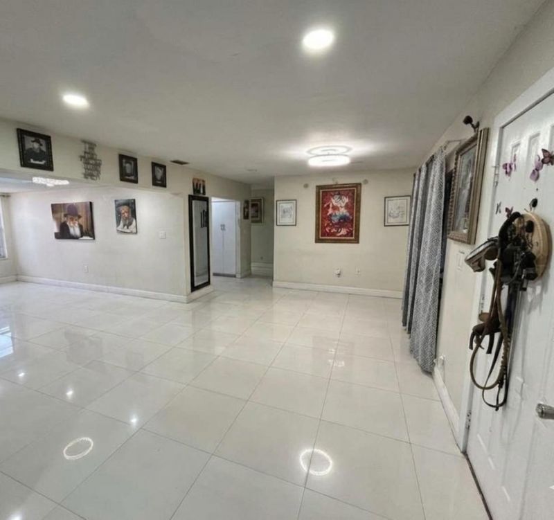9711 NW 33rd Street, Sunrise, FL 33351 Photo