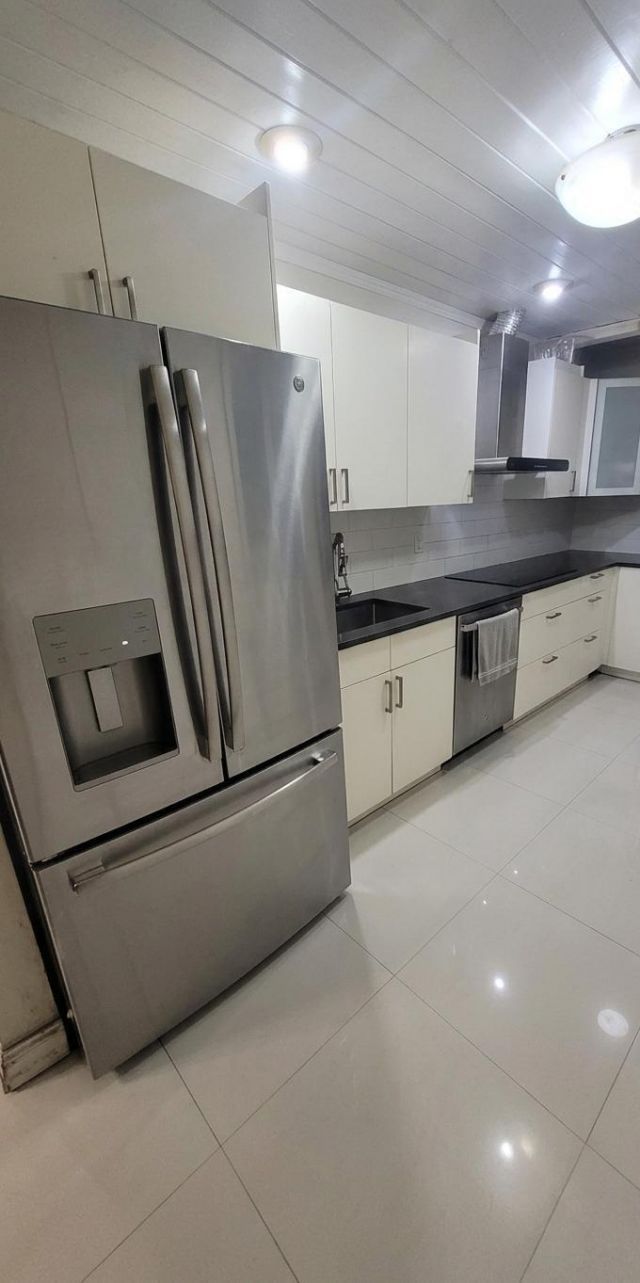 9711 NW 33rd Street, Sunrise, FL 33351 Photo