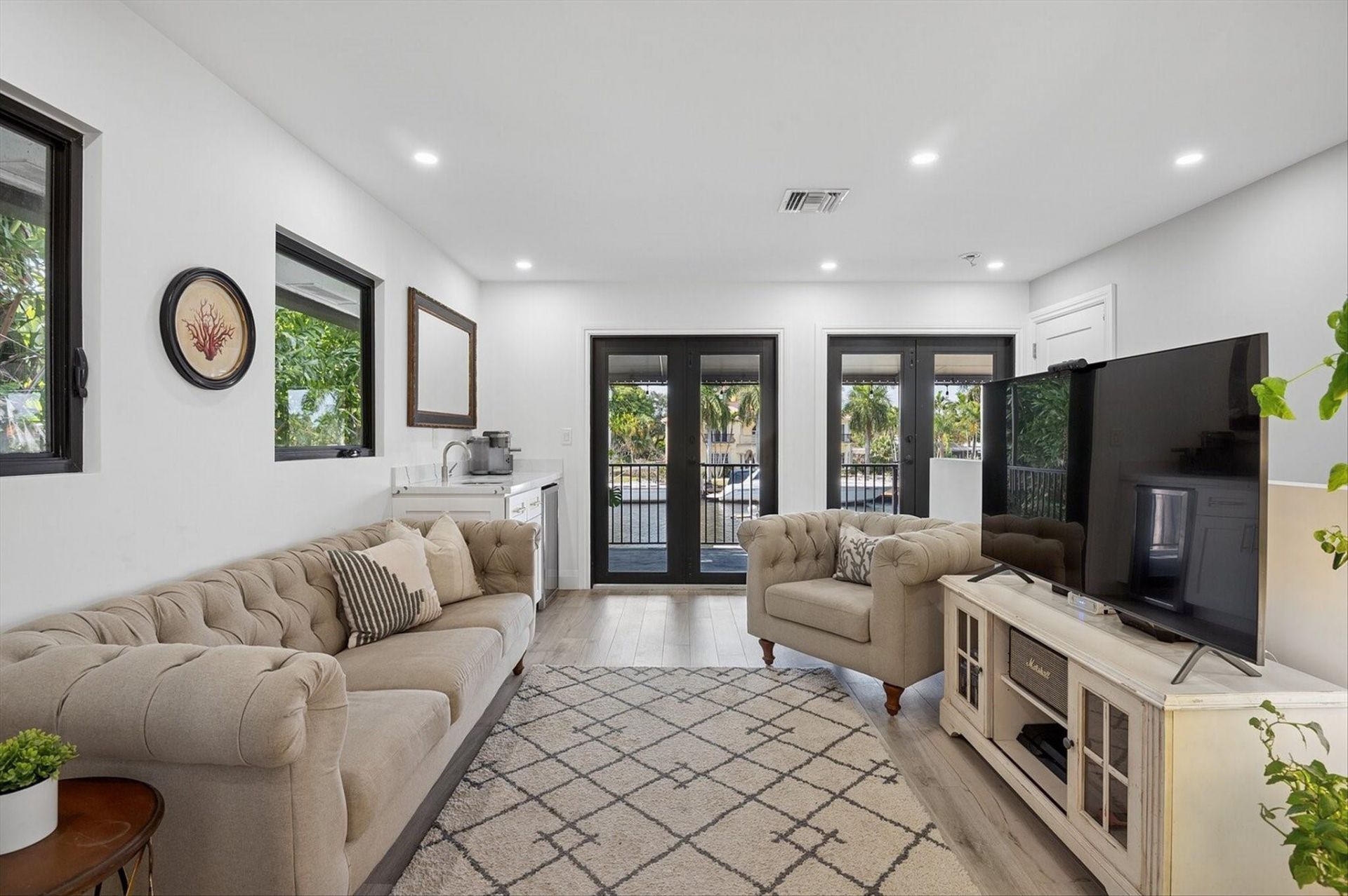 600 SW 8th Terrace, Fort Lauderdale, FL 33315 Photo