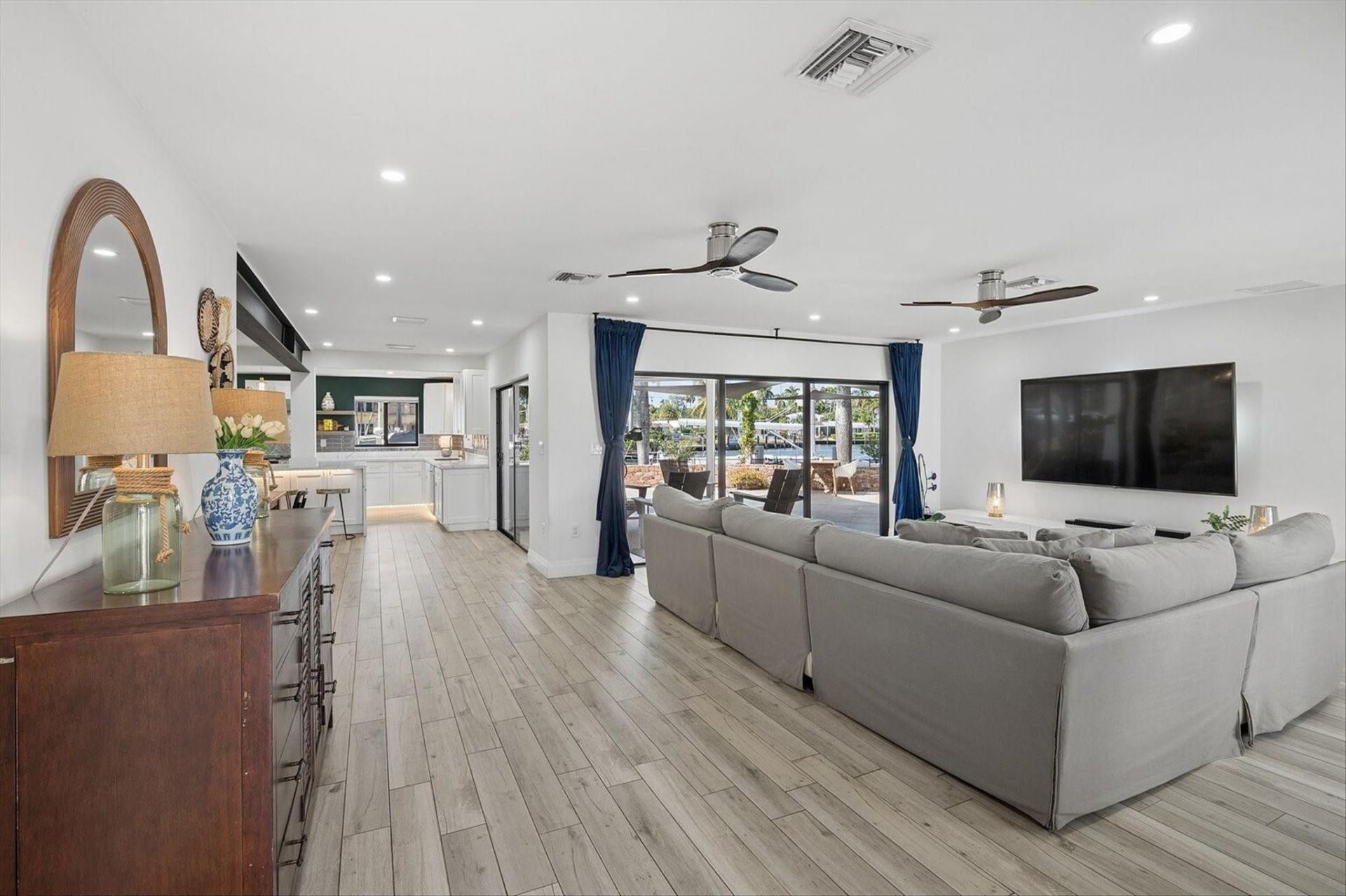 600 SW 8th Terrace, Fort Lauderdale, FL 33315 Photo