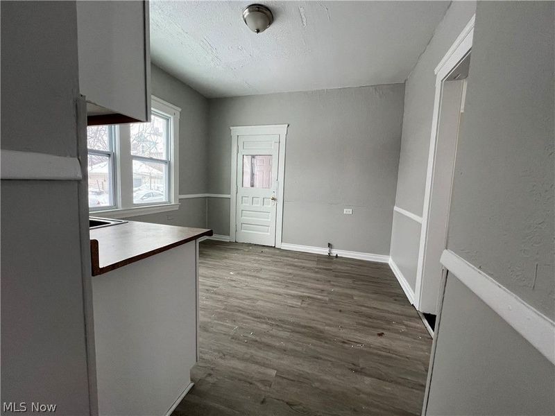 2222 W 98th Street, Cleveland, OH 44102 Photo 9