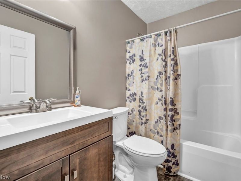 852 Storer Avenue, Akron, OH 44320 Photo 16