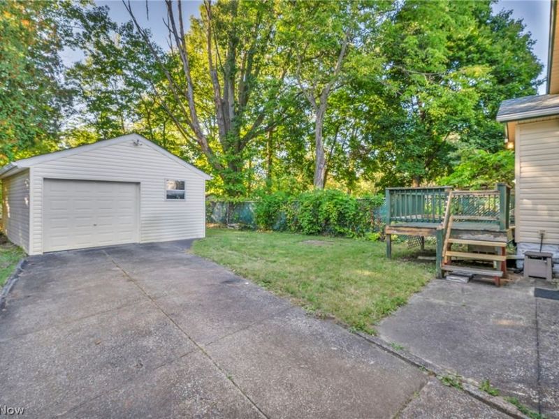 852 Storer Avenue, Akron, OH 44320 Photo 24