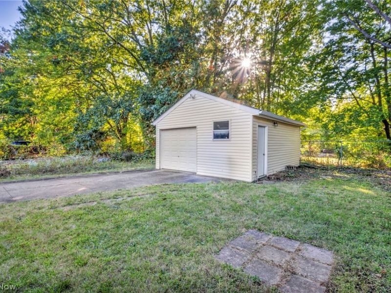 852 Storer Avenue, Akron, OH 44320 Photo 25