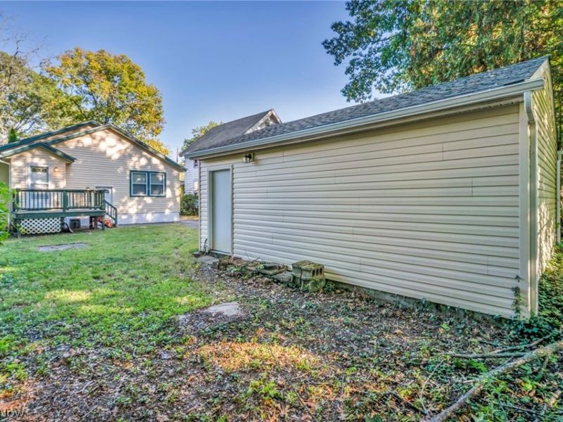 852 Storer Avenue, Akron, OH 44320 Photo 26