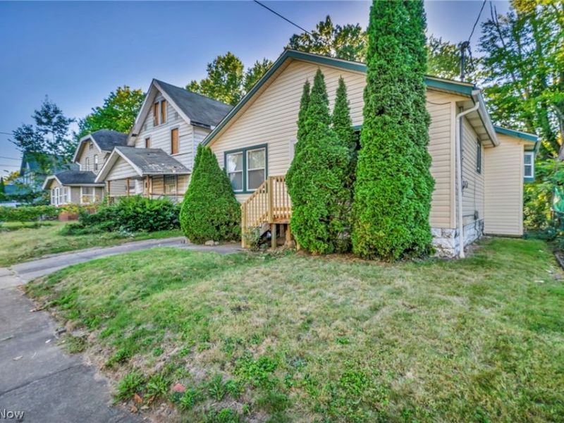 852 Storer Avenue, Akron, OH 44320 Photo 3