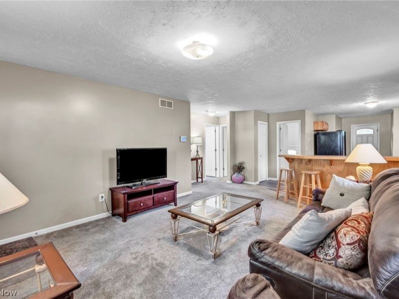 852 Storer Avenue, Akron, OH 44320 Photo 6