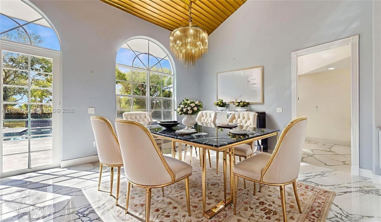 10340 SW 62nd St , Miami, FL 33173 Photo