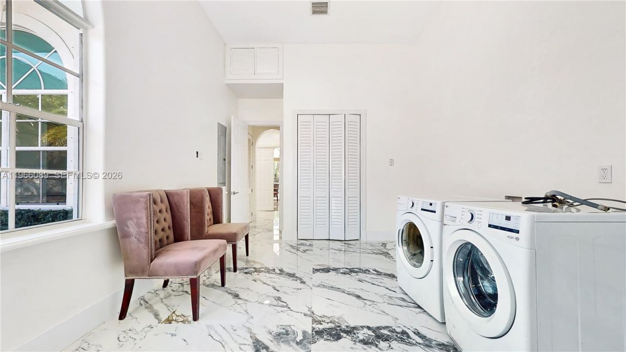 10340 SW 62nd St , Miami, FL 33173 Photo