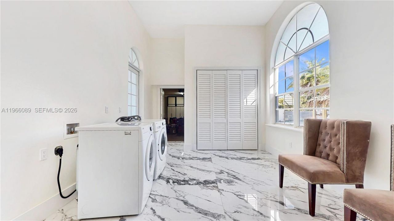 10340 SW 62nd St , Miami, FL 33173 Photo