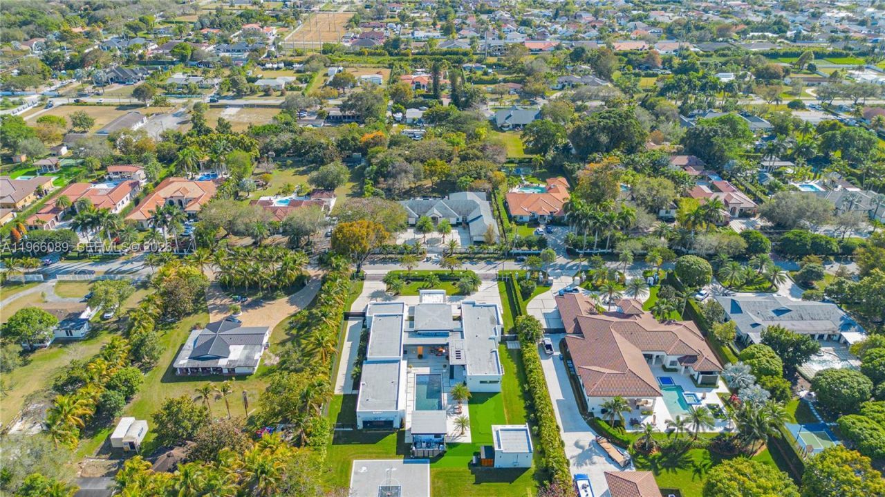 10340 SW 62nd St , Miami, FL 33173 Photo