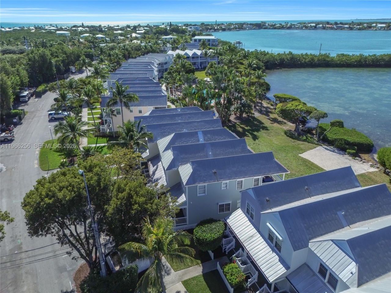 5075 Sunset Village Dr , Duck, FL 33050 Photo