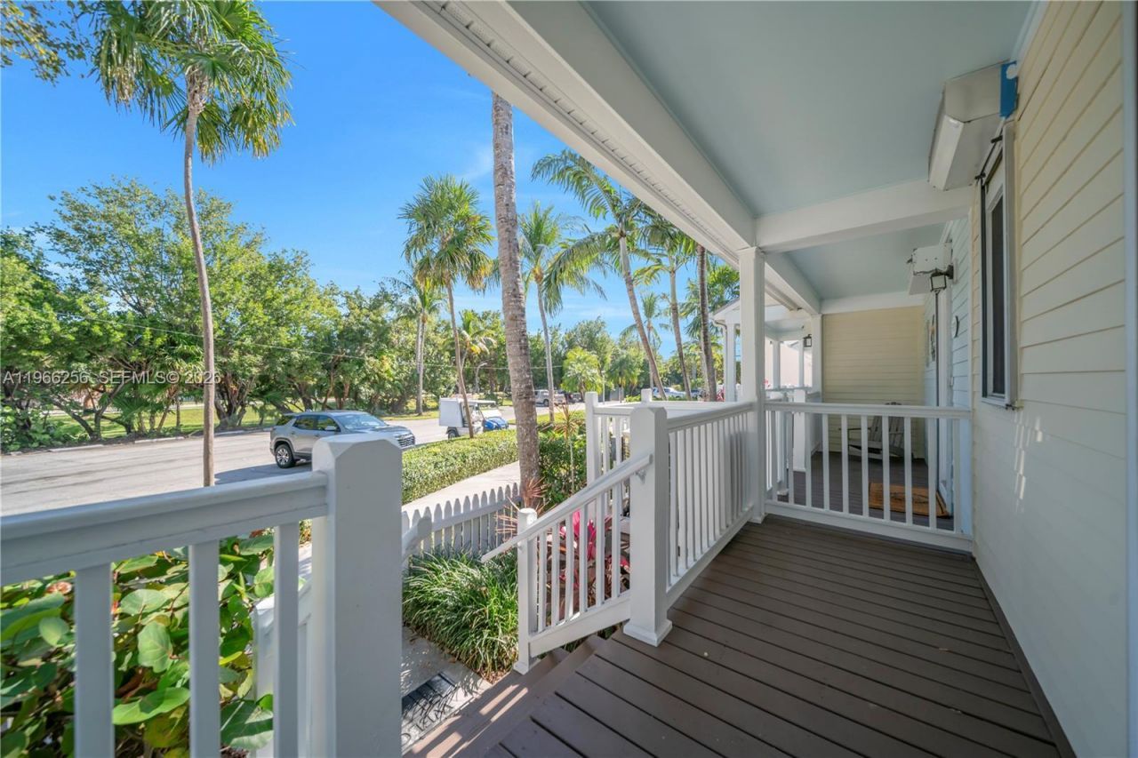 5075 Sunset Village Dr , Duck, FL 33050 Photo