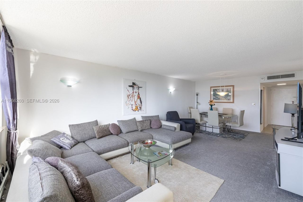 3180 S Ocean Dr, Unit 718, Hallandale Beach, FL 33009 Photo