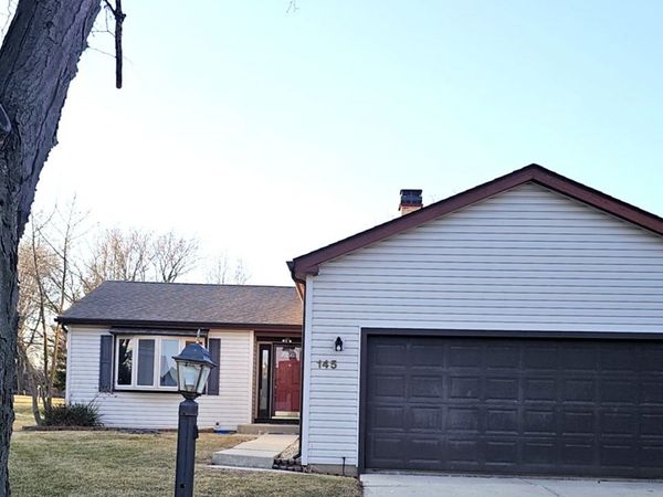 145 Abbeywood Circle, Streamwood, IL 60107
