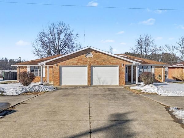 1187 -1189 Fleming Falls Road, Mansfield, OH 44905