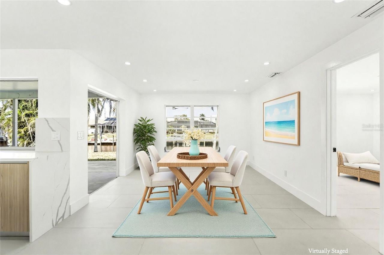 2031 SE 25th Lane, Cape Coral, FL 33904 Photo