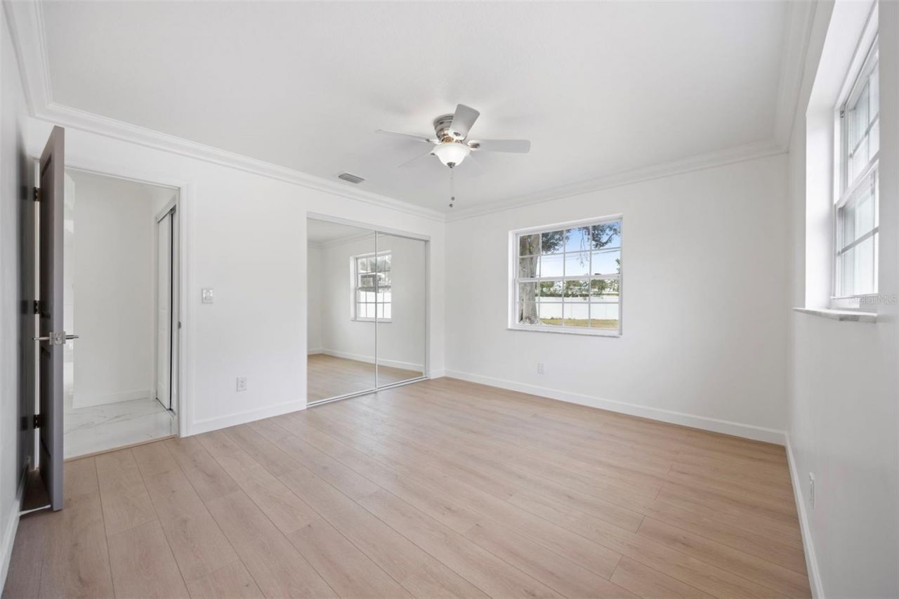 1817 Oregon Avenue Ne, Saint Petersburg, FL 33703 Photo