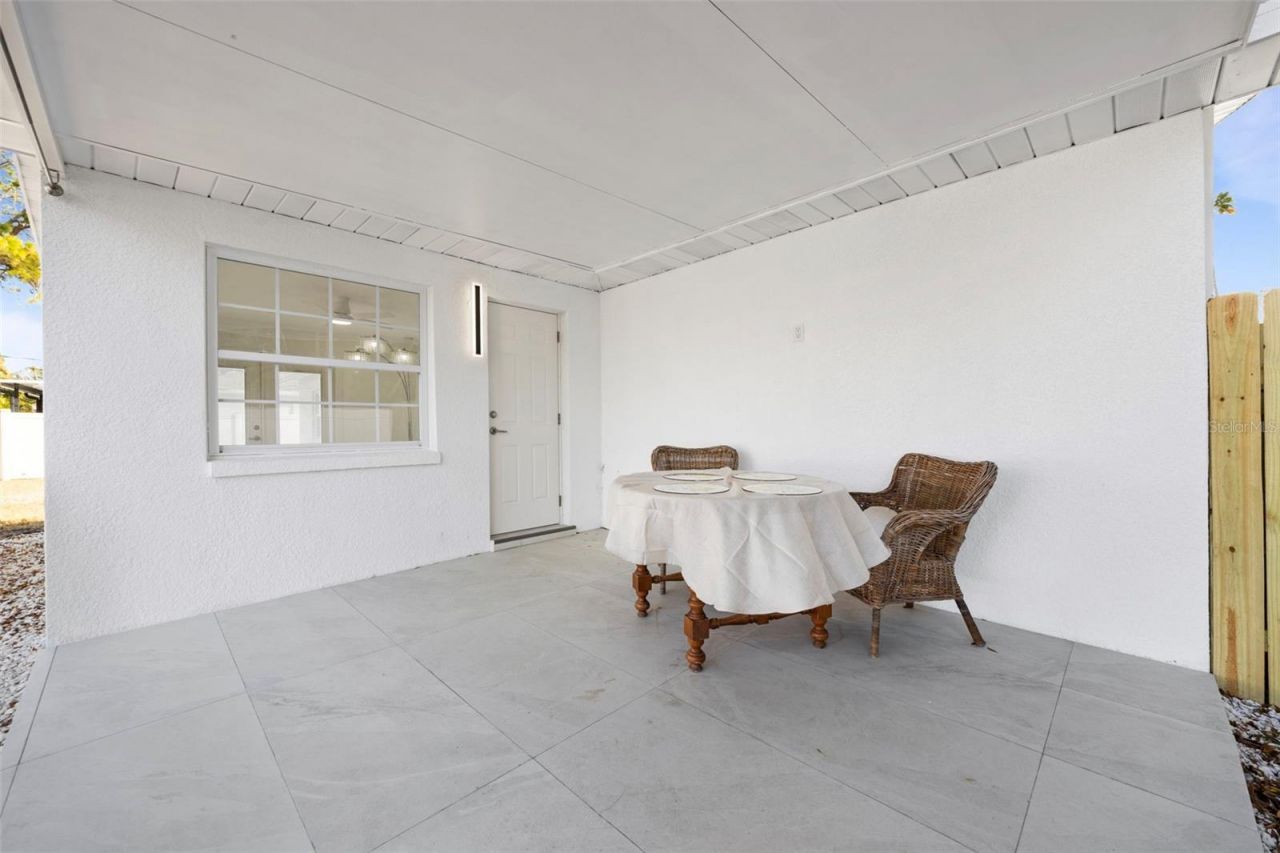 1817 Oregon Avenue Ne, Saint Petersburg, FL 33703 Photo